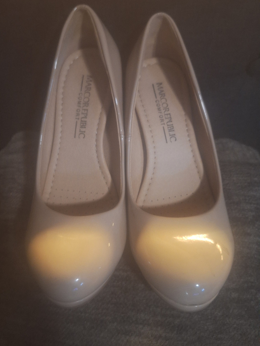Marc Fisher Comfort Beige Patent Round-Toe Heels
